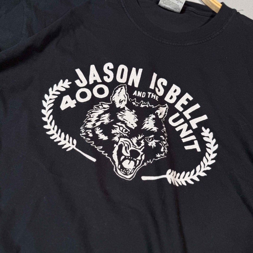 Jason Isbell and the 400 Unit Wolf Graphic T-Shirt Comfort Colors Black Large